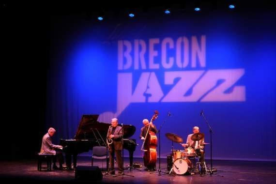 Riverside Brecon Bagian luar foto